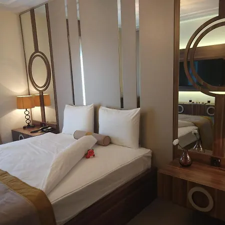 Sah Istanbul Hotel 3*